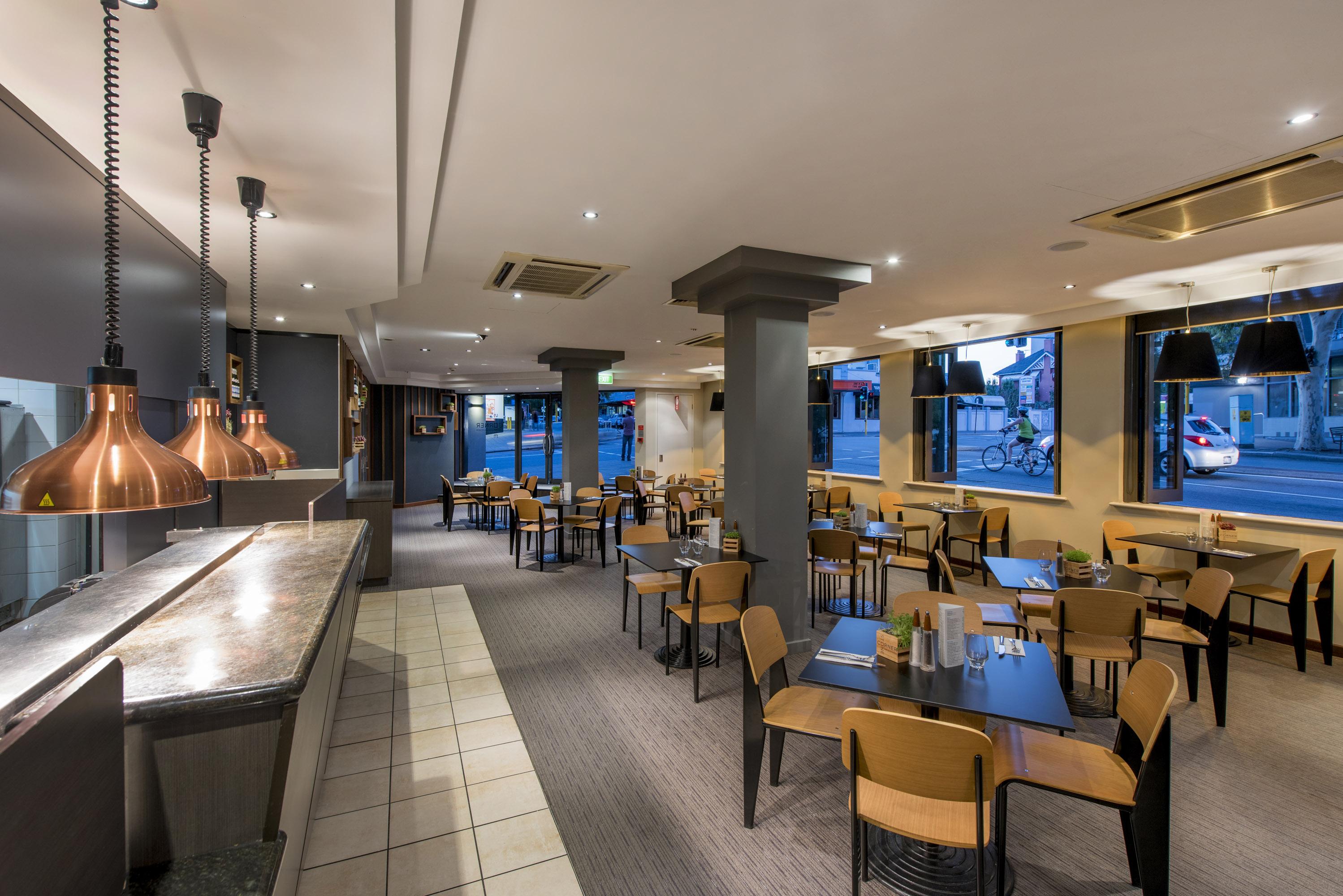 Mantra On Hay Perth Aparthotel Exterior photo