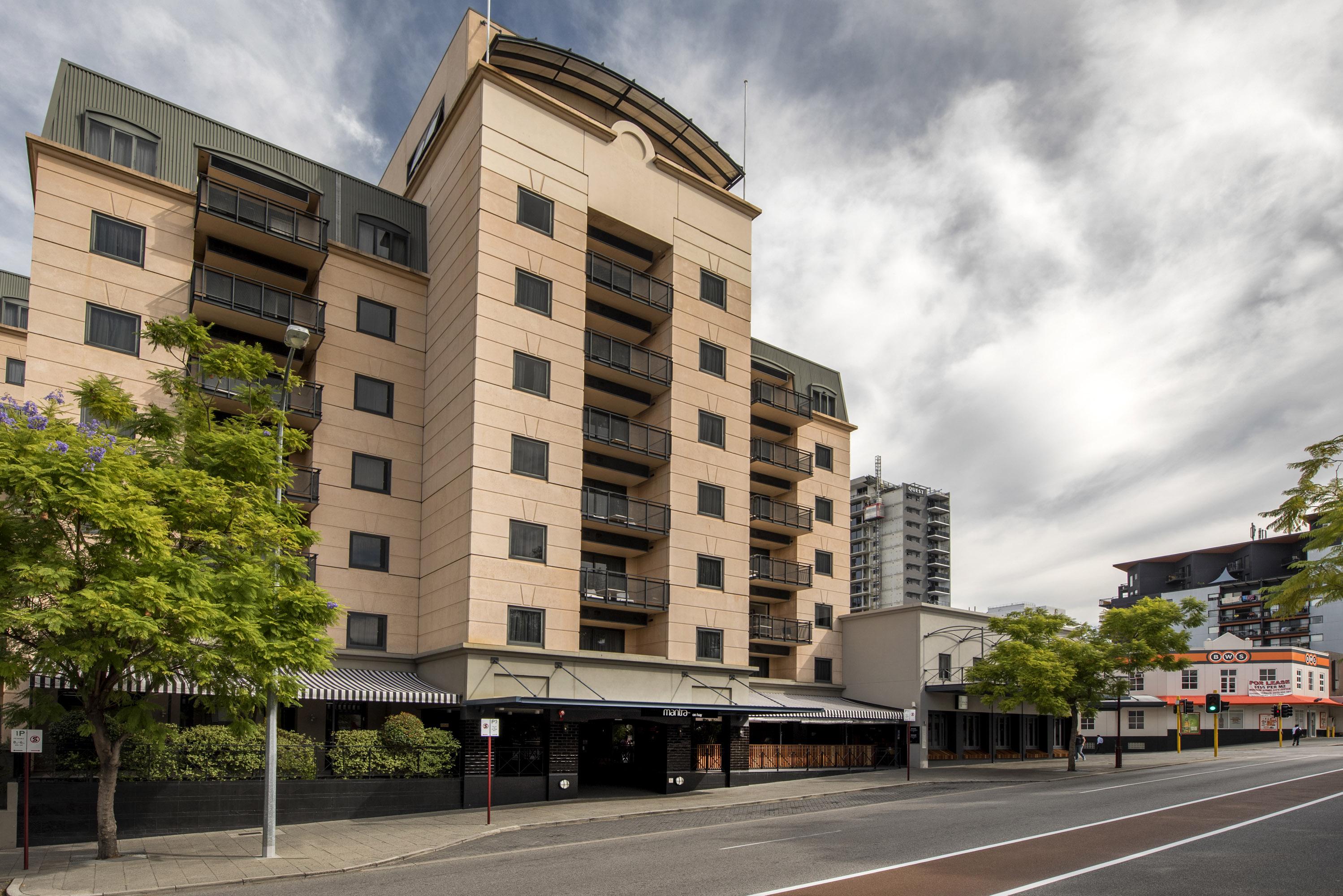 Mantra On Hay Perth Aparthotel Exterior photo